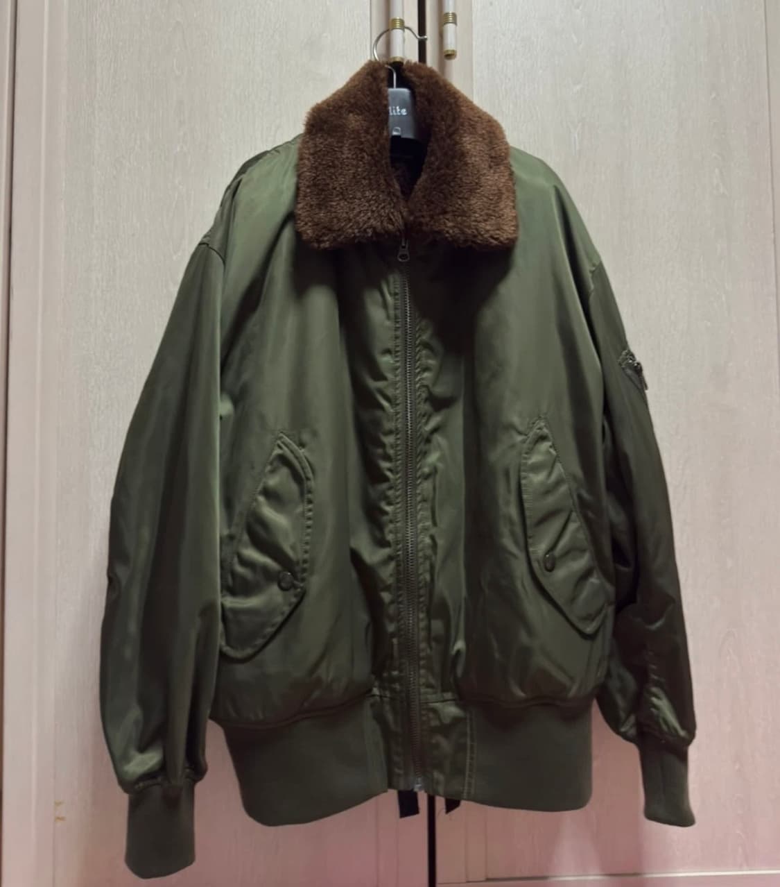 프릭스스토어 퍼카라 항공점퍼  상품이미지1