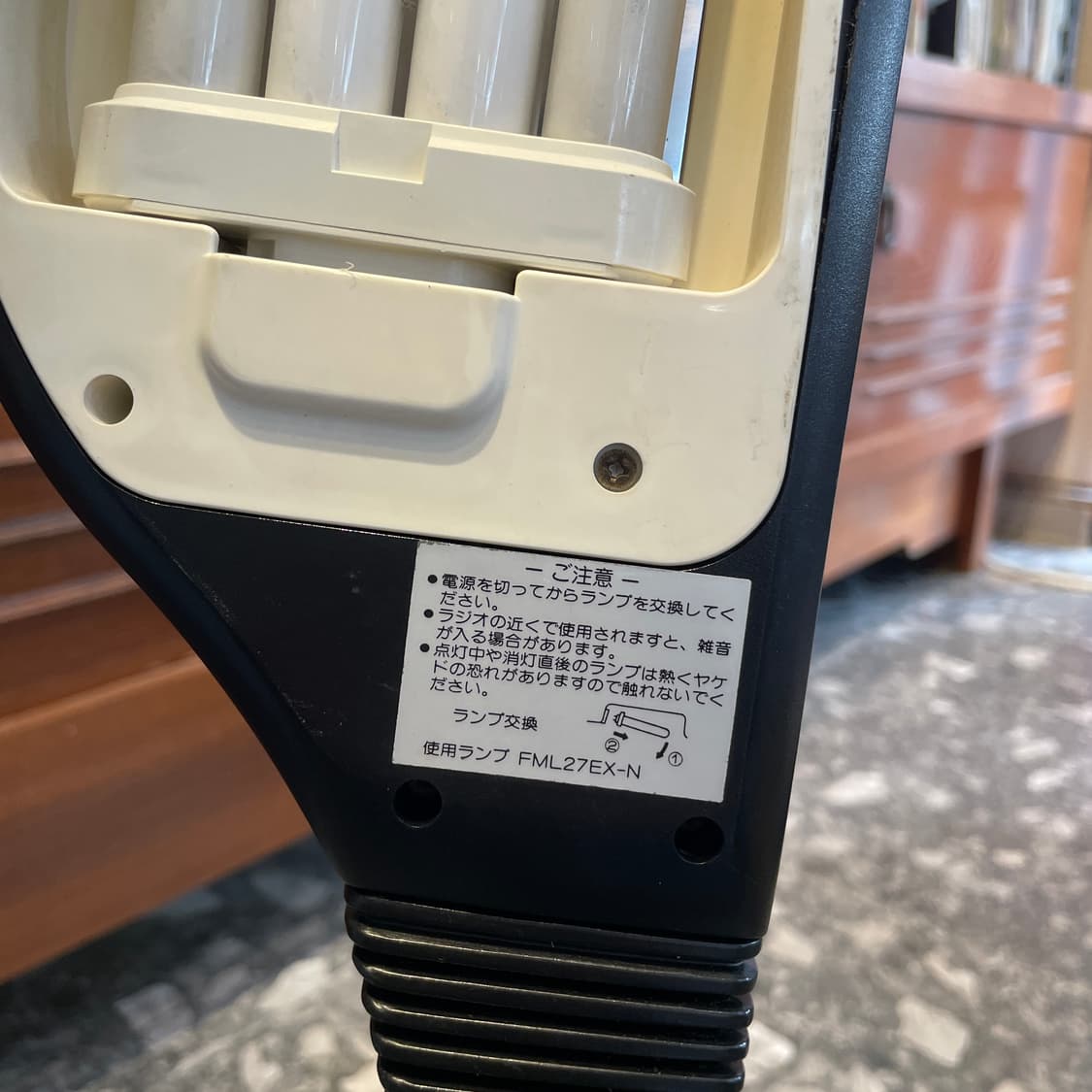 Twinbird FL-8271 Touch Sensor Desk Lamp 상품이미지4