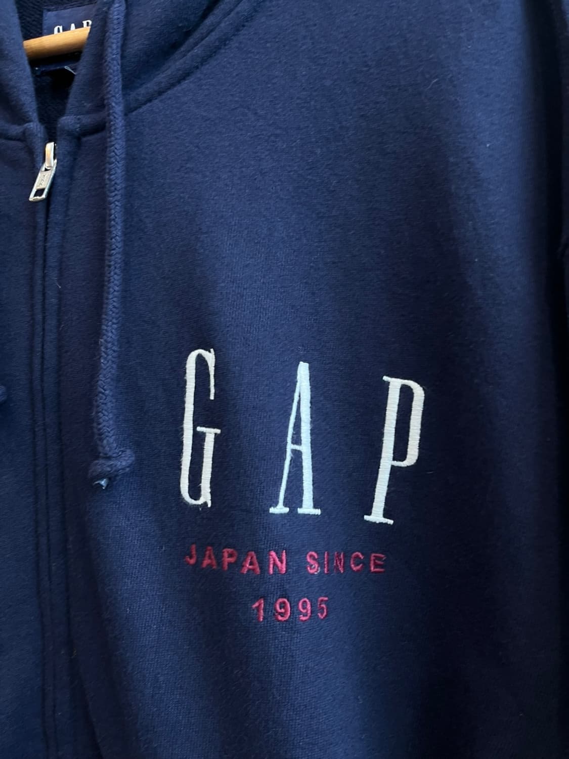 GAP 갭 재팬 30주년 후드집업 네이비 상품이미지5