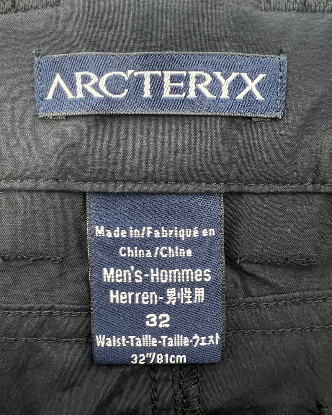 아크테릭스 블랙 나일론 카고 쇼츠 상품이미지7
