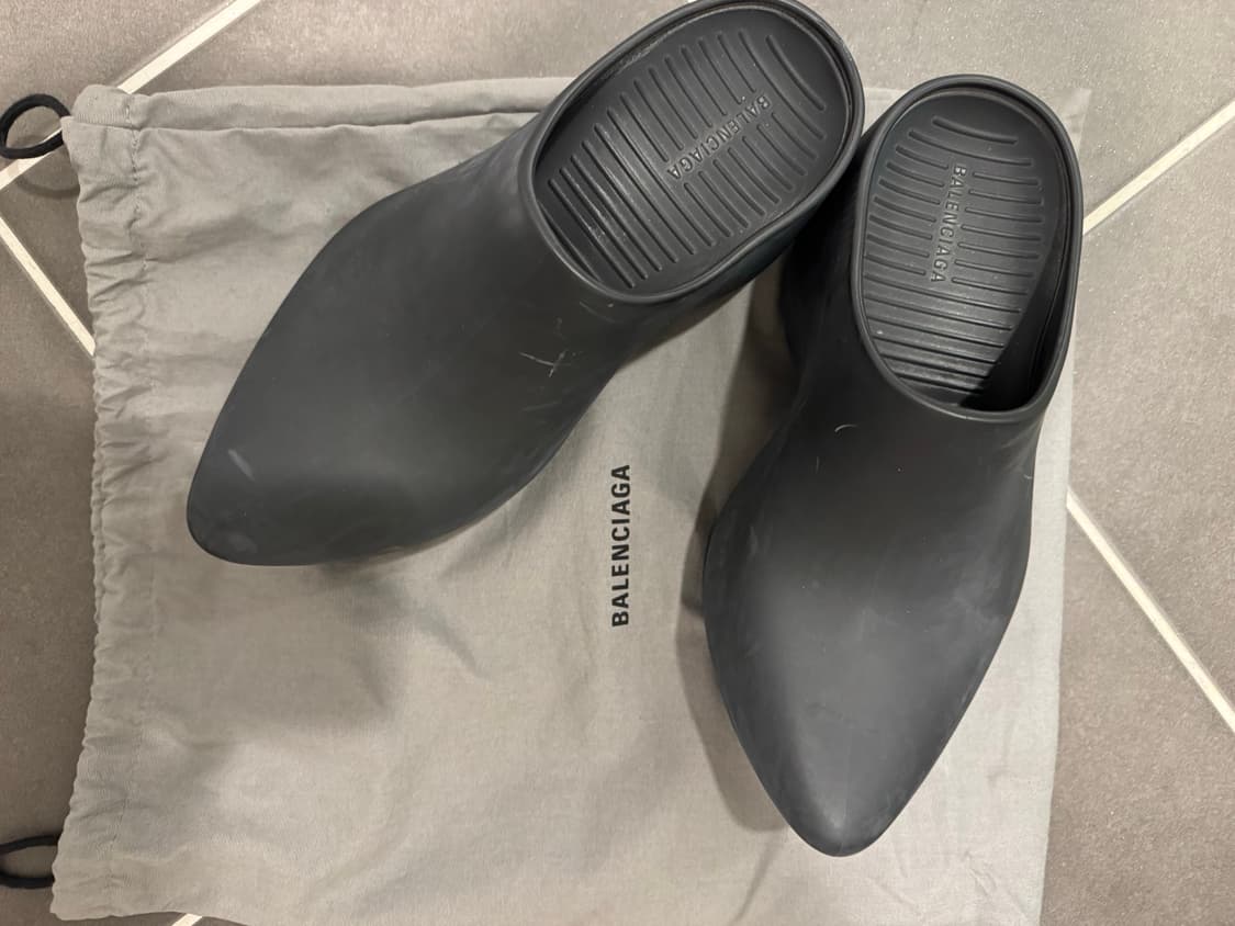 발렌시아가 테크노 37 상품이미지4