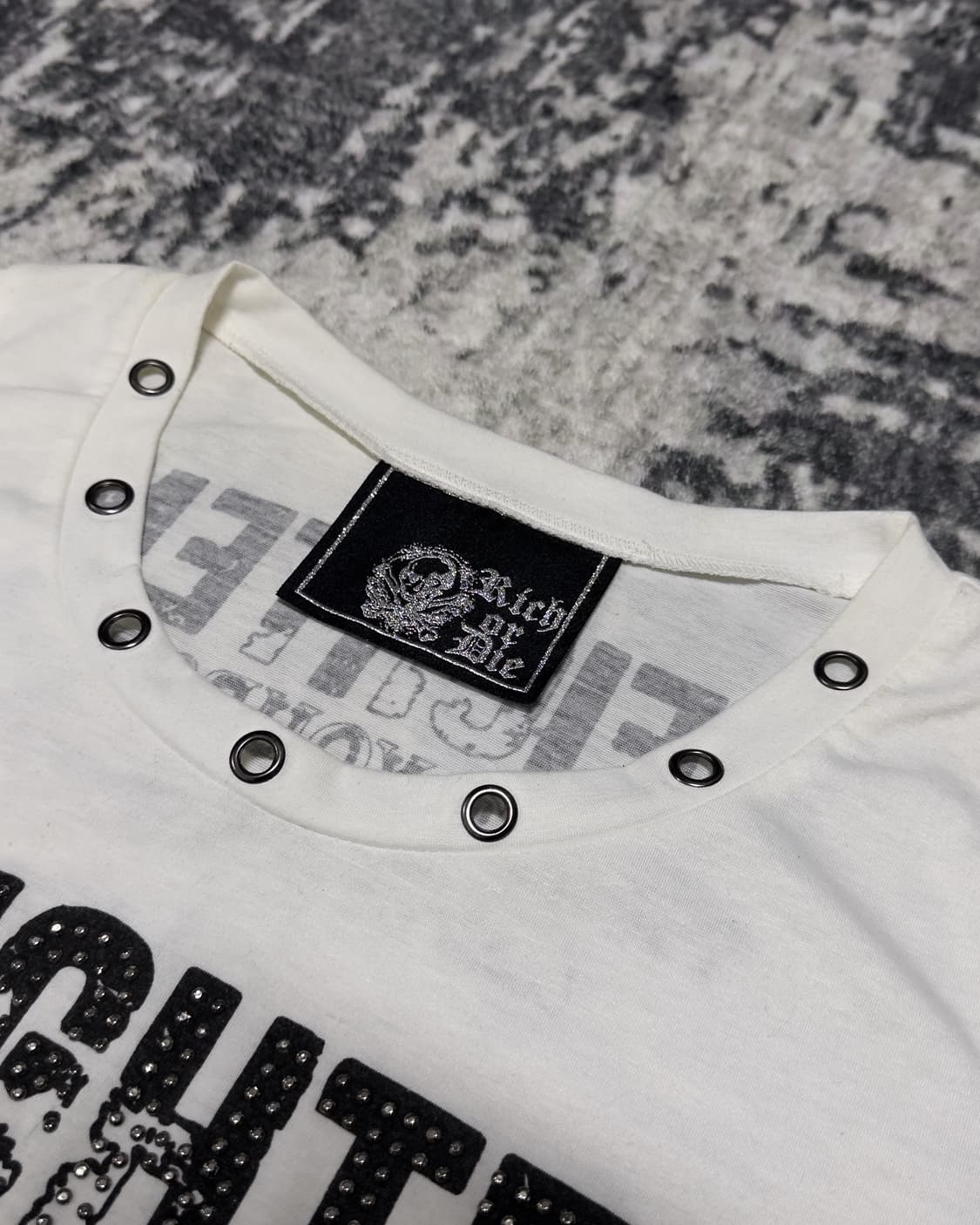 {RICH OR DIE} Skul Stripe Asymmetric Top 상품이미지6