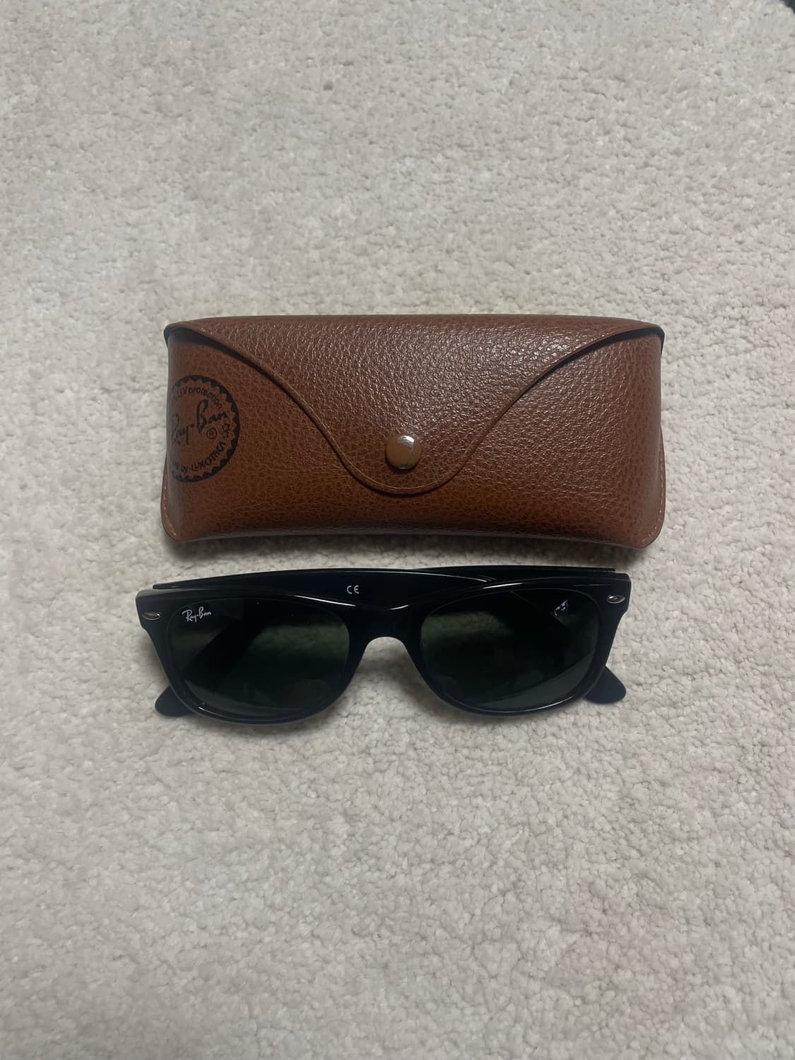 레이밴 RB2132 52  블랙 선글라스 상품이미지1