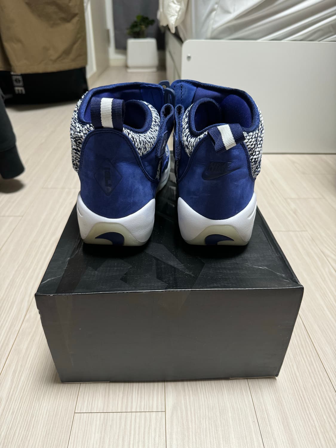 나이키 에어쉐이크 피갈레 270 상품이미지2