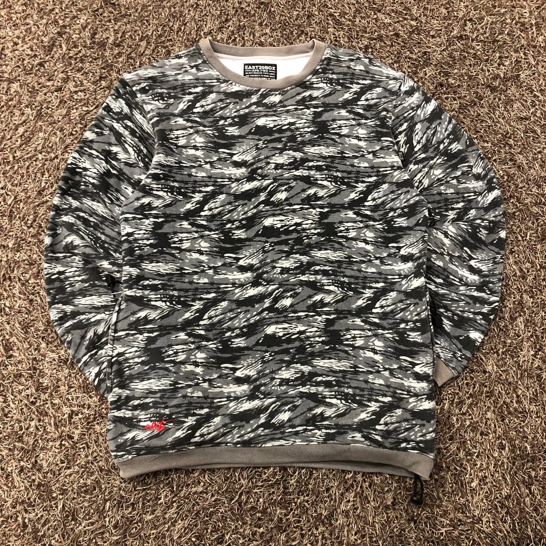 EAST20BOX JPN 빈티지 카모 맨투맨 상품이미지1