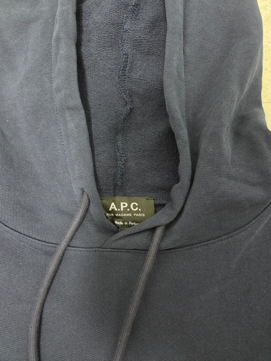 A.P.C. 네이비 후드티 상품이미지3