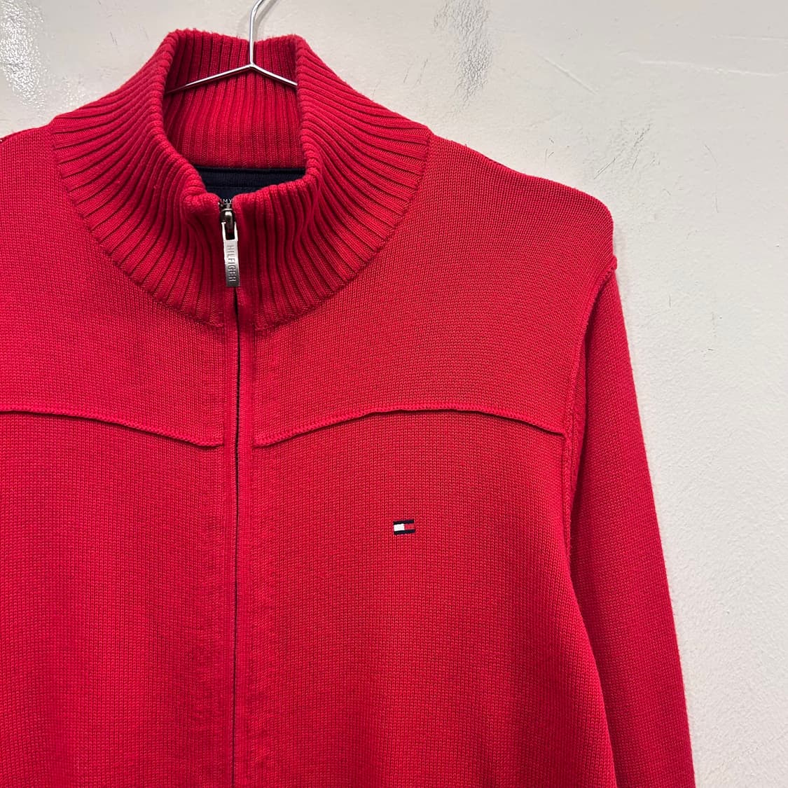 타미힐피거 절개 핑라인 하이넥 니트 집업 상품이미지1