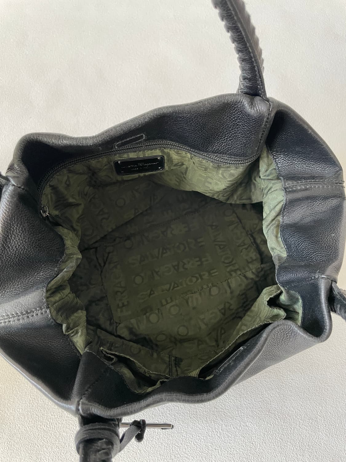 살바토레 페라가모(Salvatore Ferragamo) 레더 숄더백 상품이미지9