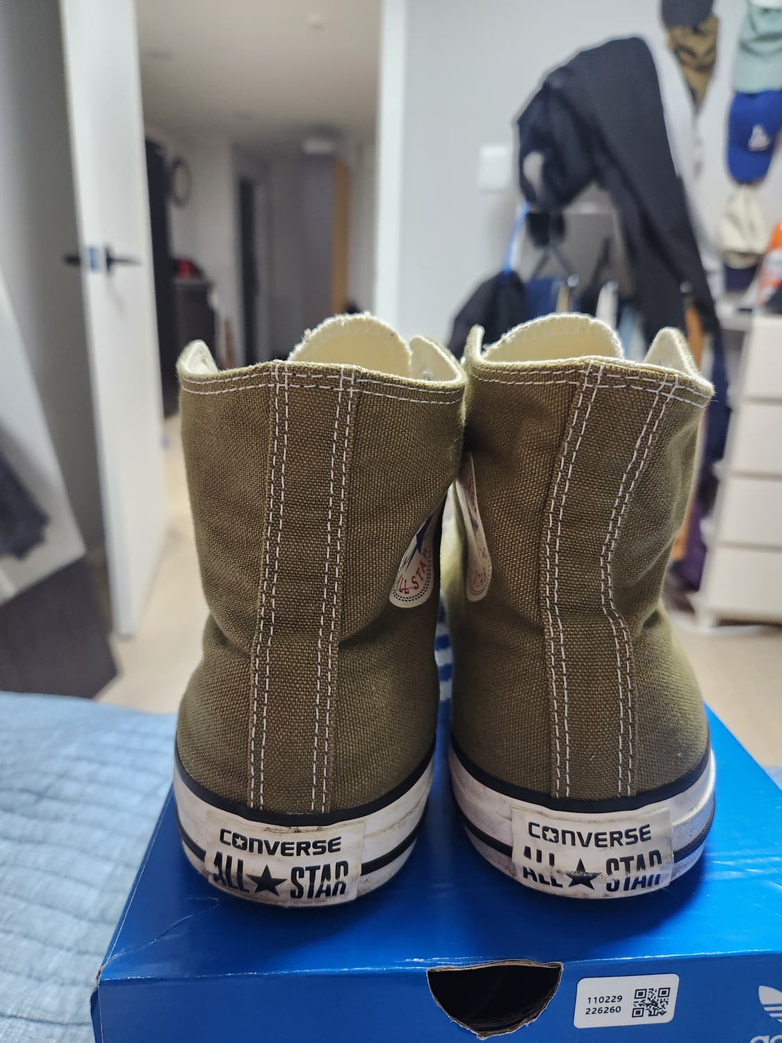 컨버스 올스타 카키 270팝니다 상품이미지4