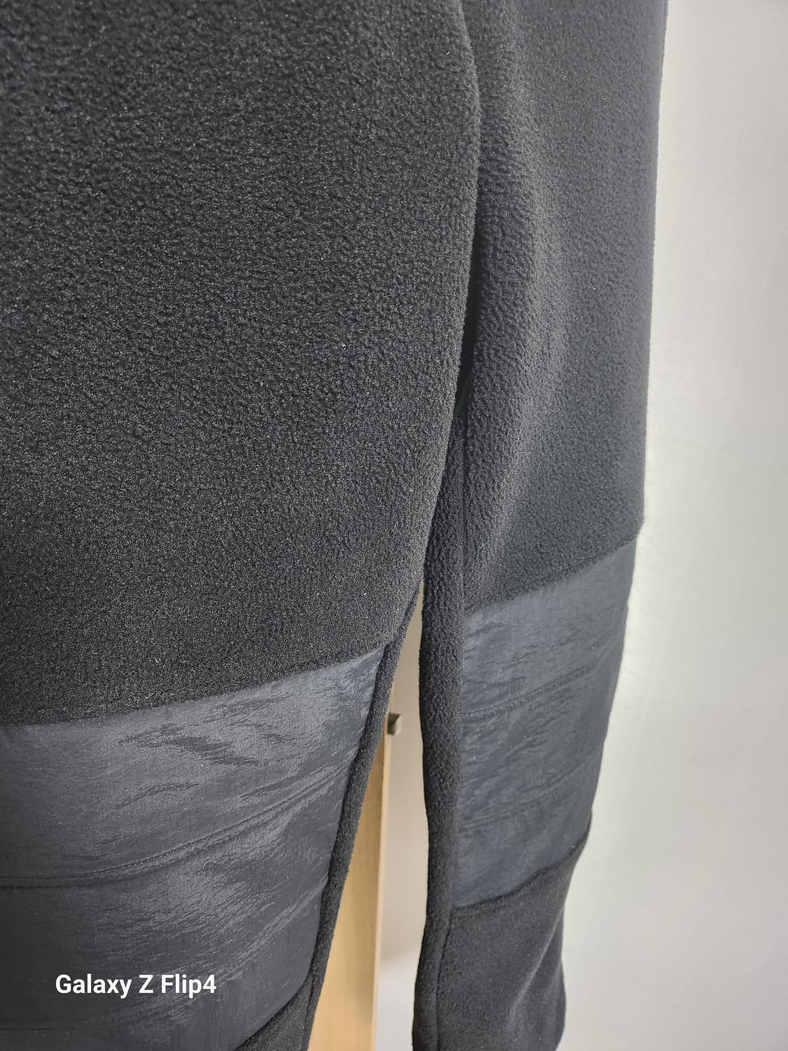 칼하트 wip 폴라텍 플리스 조거 팬츠 m (시착품) 상품이미지3