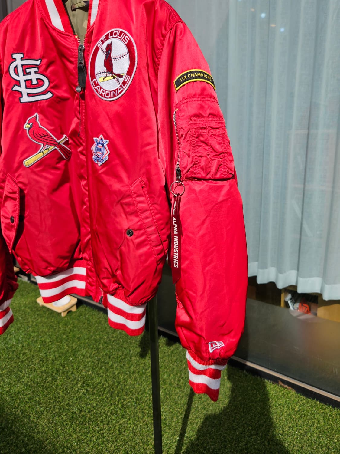 뉴에라 X 알파인더스트리 리버시블 봄버 자켓 상품이미지4