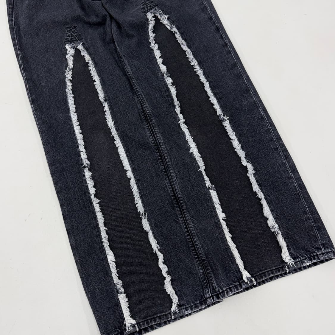 아워레가시 써드컷 슬래쉬 흑청 와이드 데님팬츠 상품이미지5