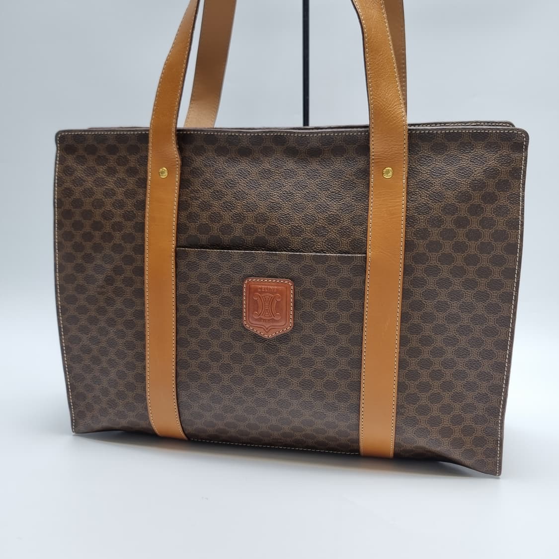 셀린느 마카담 쇼퍼백 숄더백 남녀공용 (상급, 주우재백) 상품이미지2