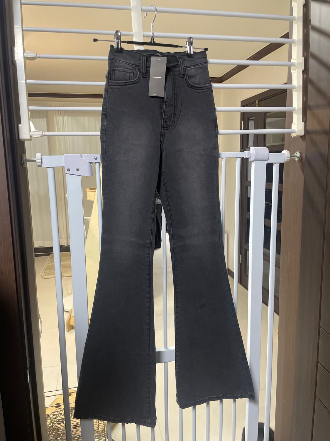 배드블러드 부츠컷 데님 상품이미지1