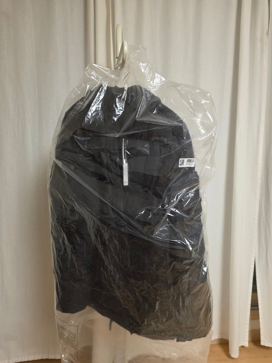 [24FW] 스톤아일랜드 크링클랩스 숏 다운 패딩 2XL 상품이미지1