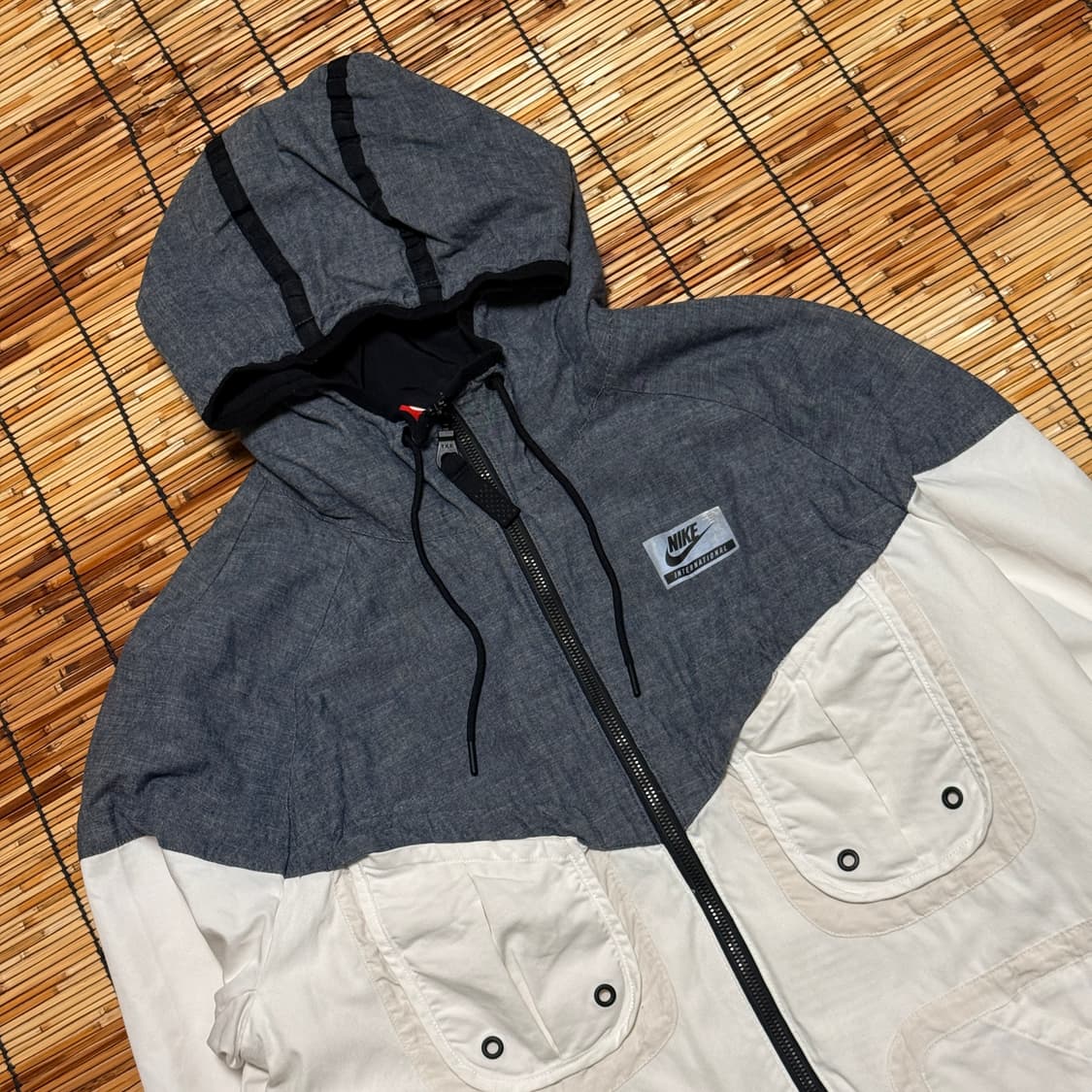나이키 화이트 테크웨어 후드 바람막이 자켓 L 상품이미지3