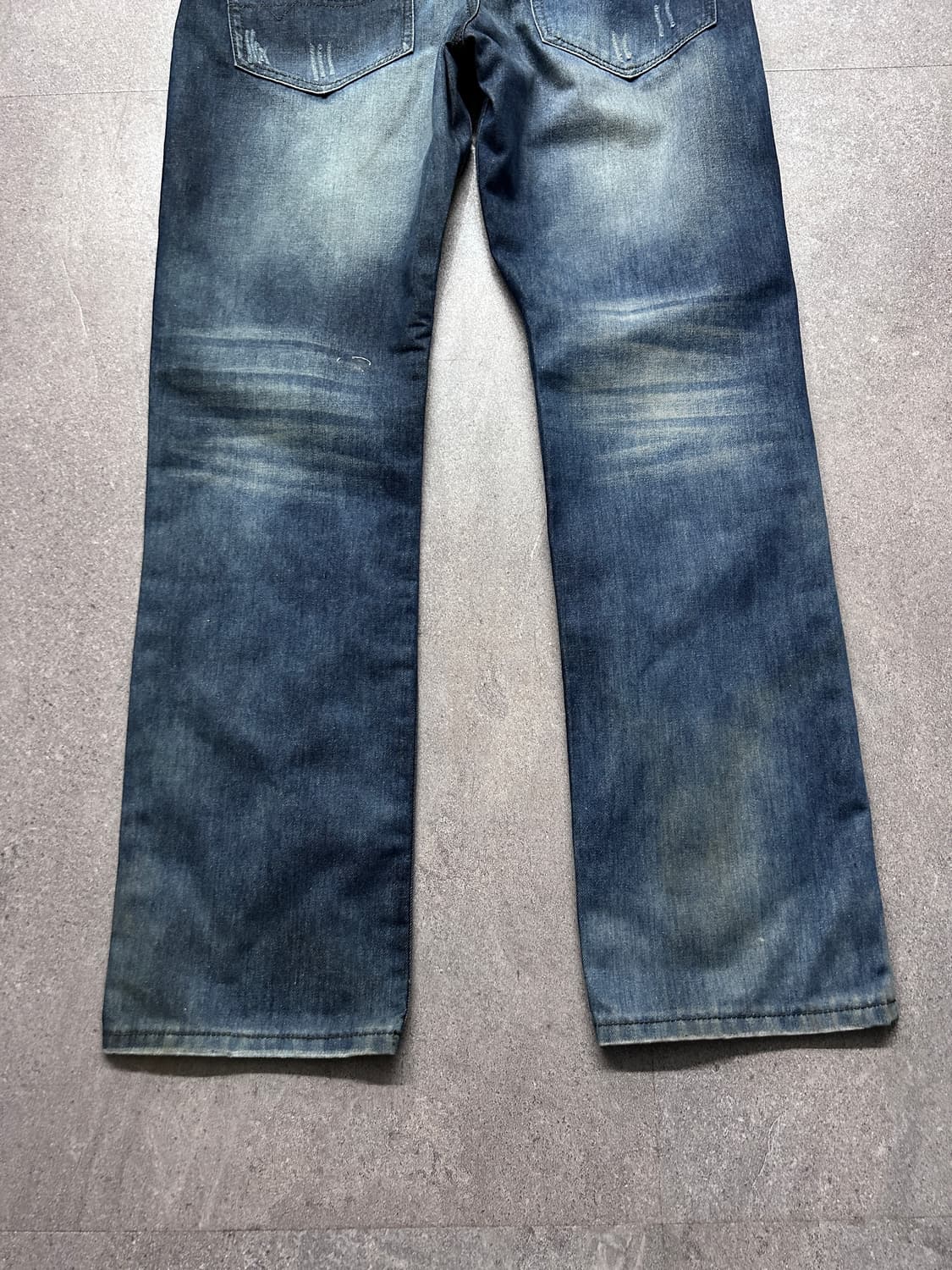 디젤 빈티지 워싱 부츠컷 데님 팬츠 상품이미지9