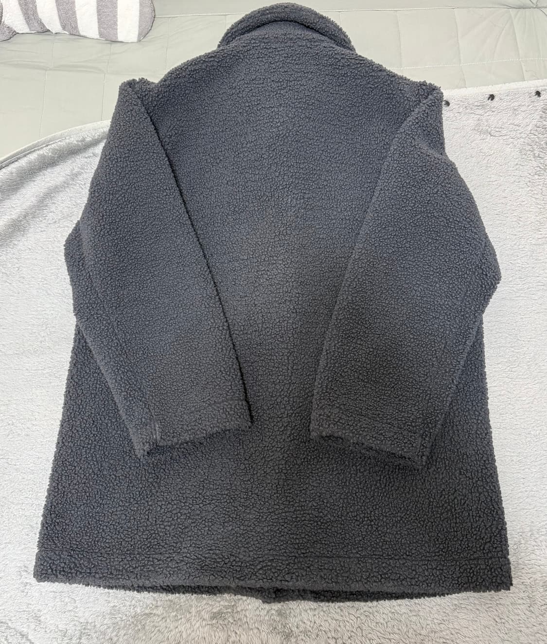 지초이 컴포트 23-007 플리스 코트 그래파이트 size2 판매합니다 상품이미지3