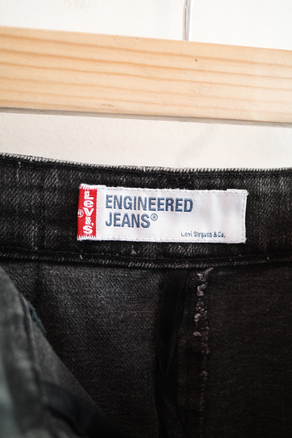 리바이스 ENGINEERED JEANS 흑청 스커트 (26인치) 상품이미지4