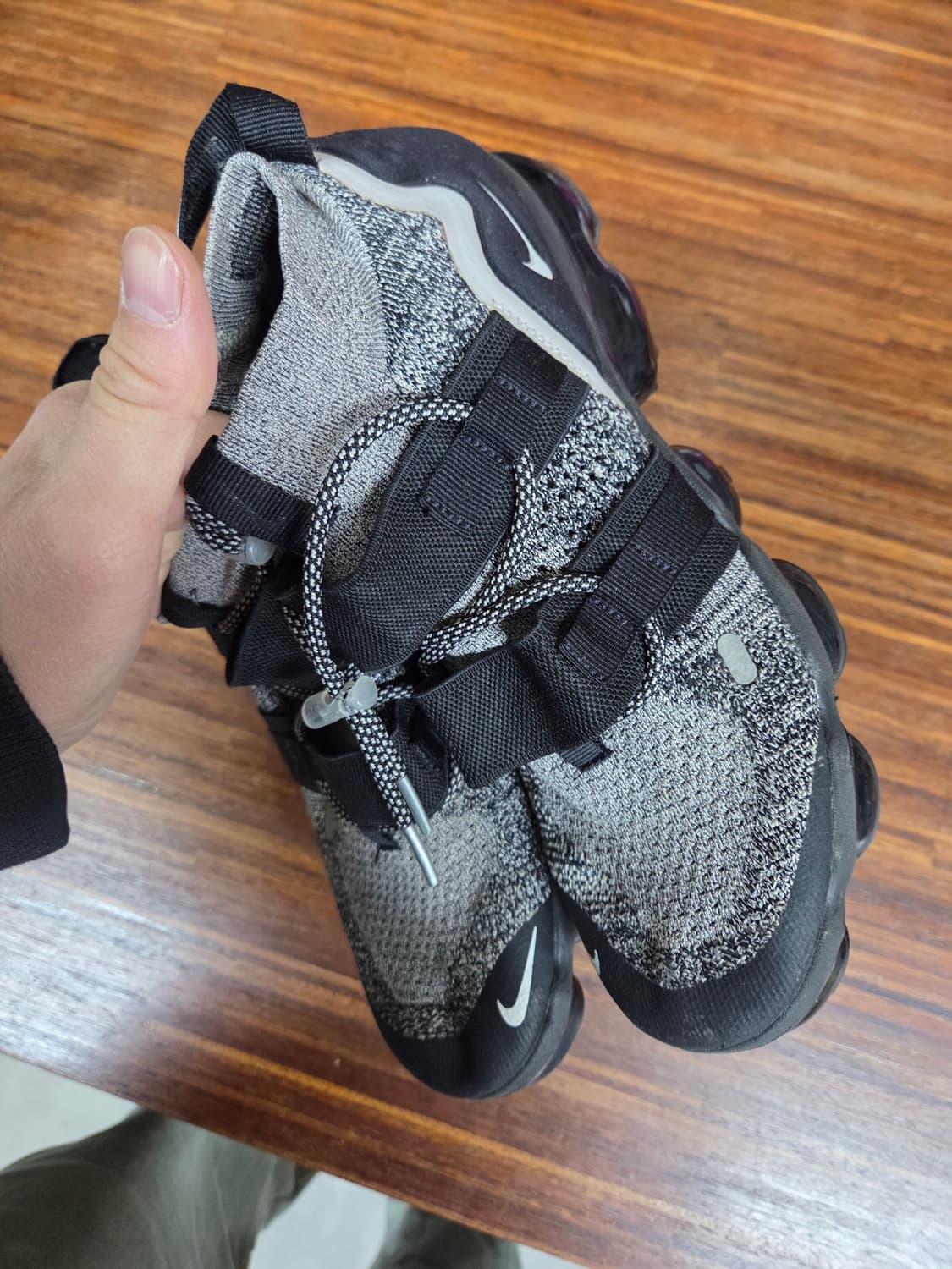 나이키 에어 베이퍼맥스 유틸리티 문 파티클 270 상품이미지7