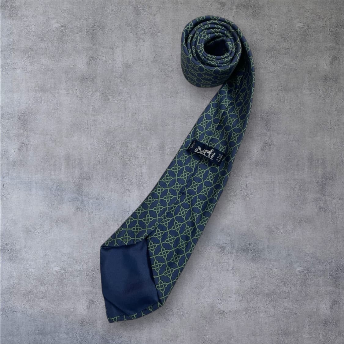 에르메스 Hermes 네이비 그린 셀틱 매듭 패턴 실크 넥타이 상품이미지1
