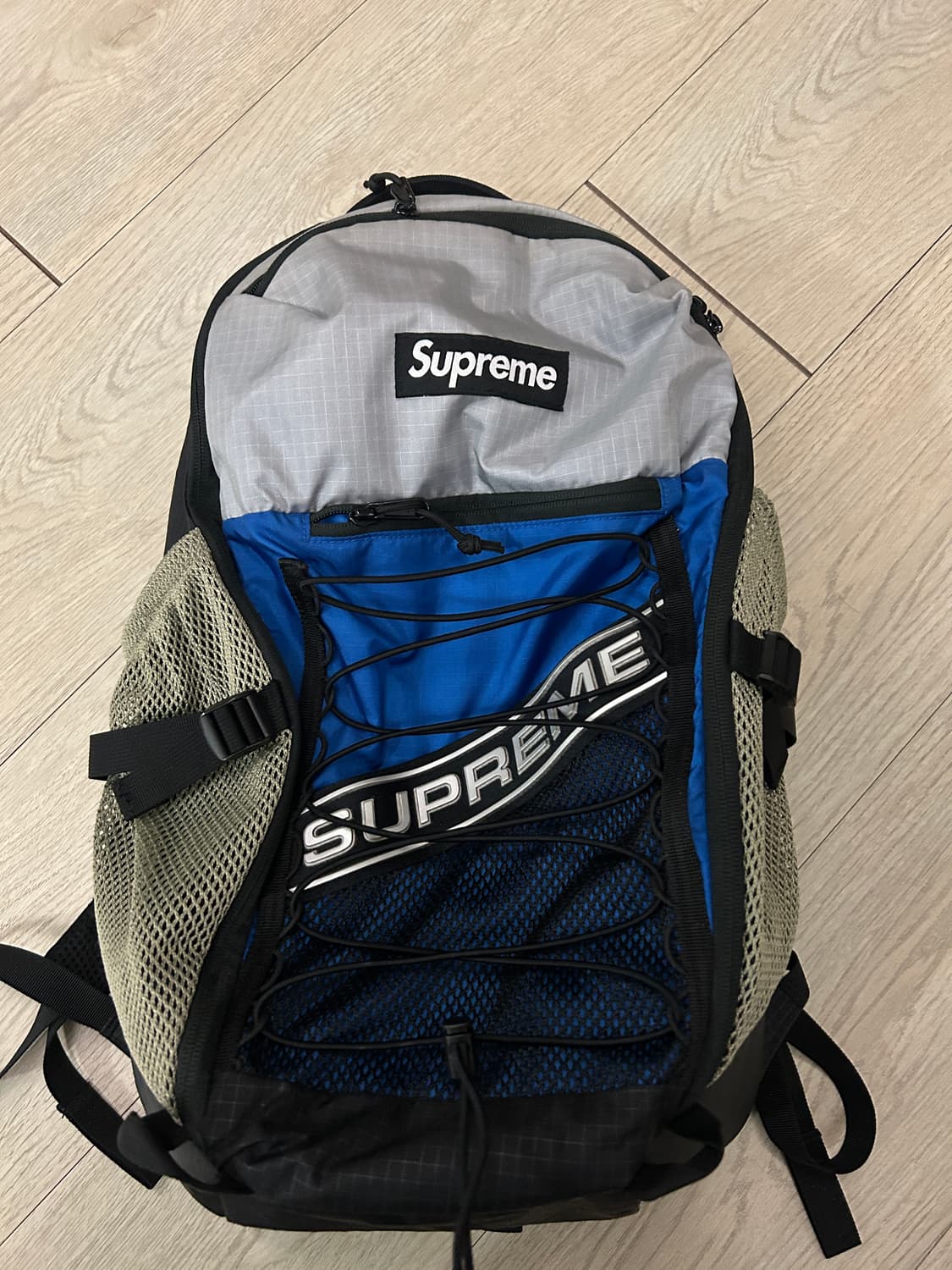 슈프림 백팩 (블루 색상) 상품이미지2