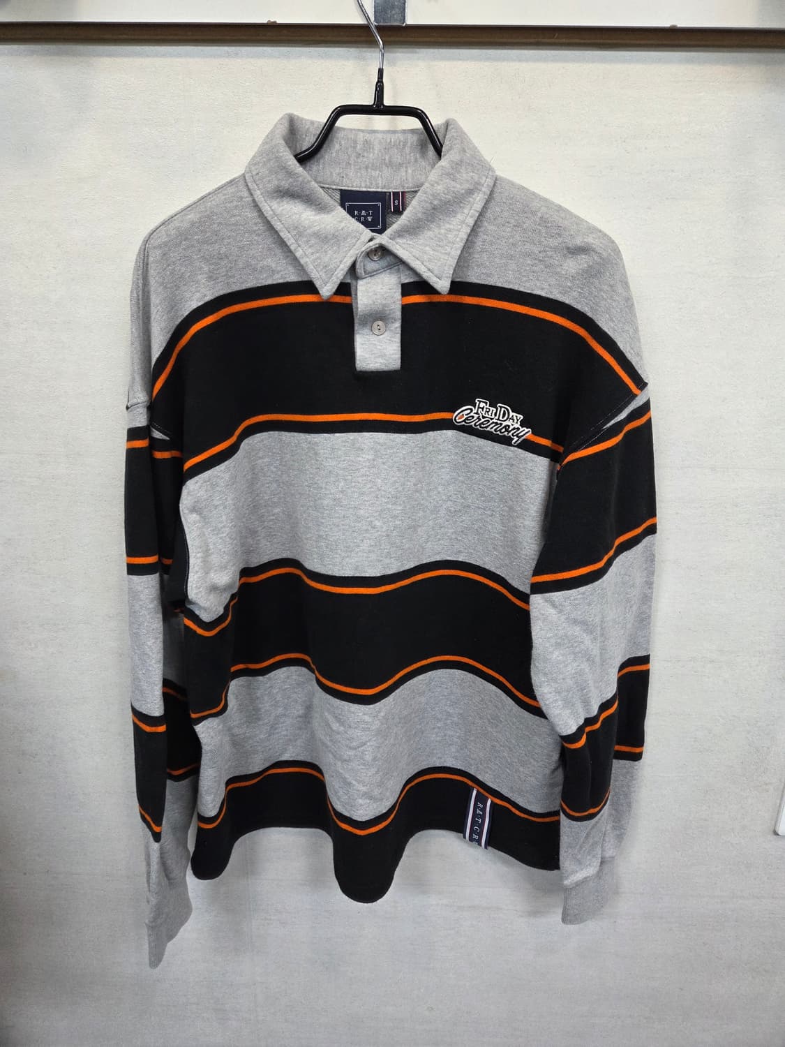 로맨틱크라운 스트라이프 폴로 카라긴팔 s 상품이미지1