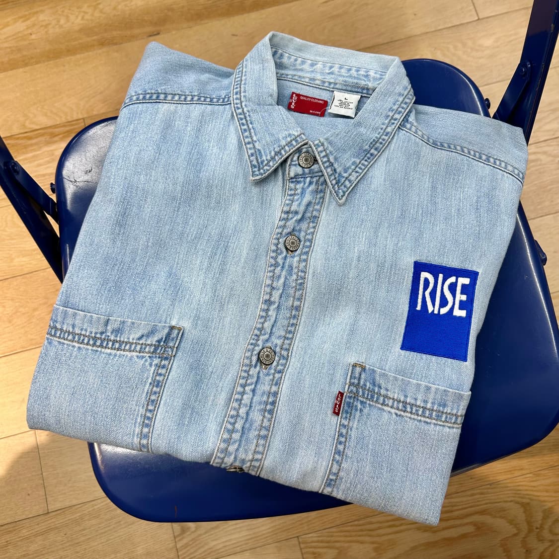 Levis Embroidered Denim Shirts 상품이미지1