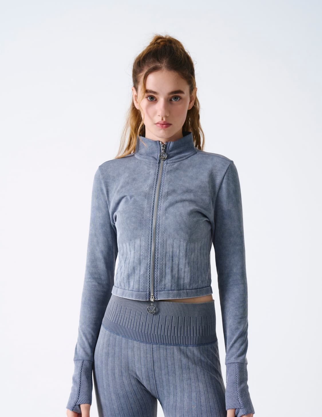 베리시 올텐션 셋업 (집업+부츠컷) 블루틴트 상품이미지2