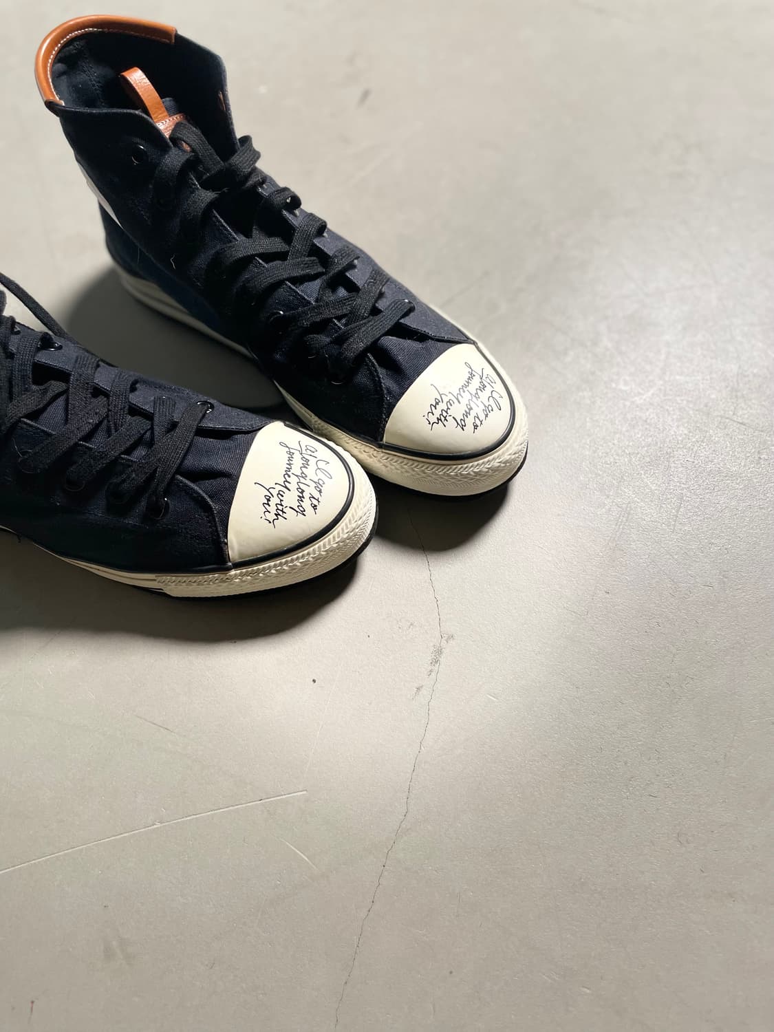 서스콰치 패브릭 x 컨버스 Canvas High “Cola” 상품이미지4