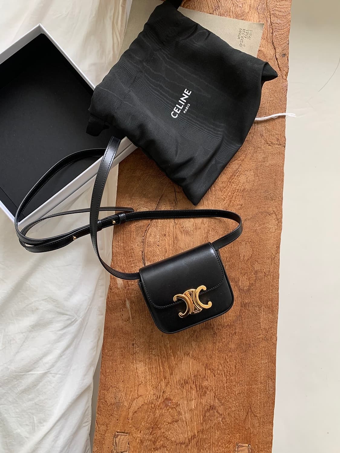 셀린느 미니클로드 상품이미지2