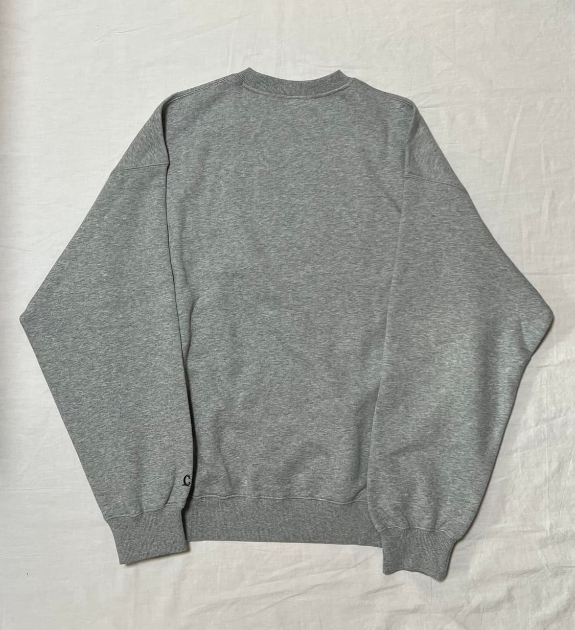 [새상품] L) 커버낫 CVNT 그래픽 맨투맨 멜란지 그레이 상품이미지5