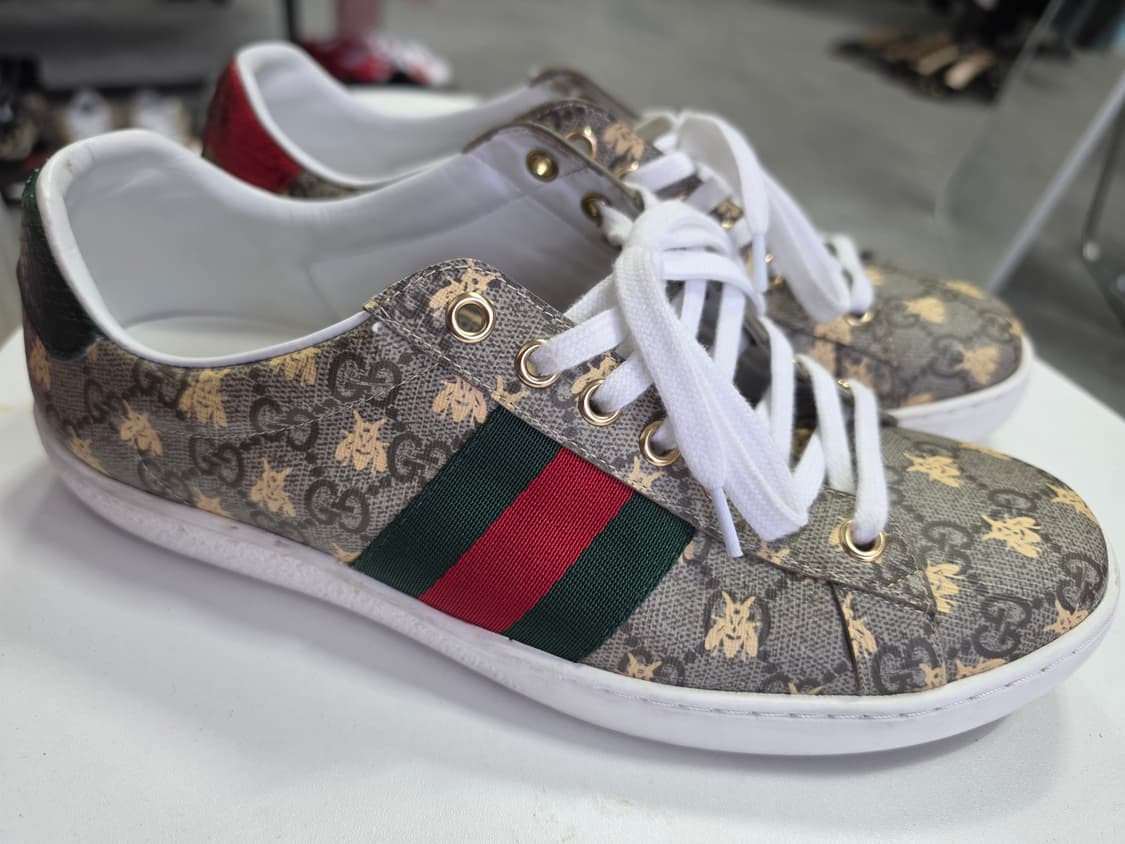 구찌 GG 수프림 꿀벌 에이스 스니커즈 상품이미지3