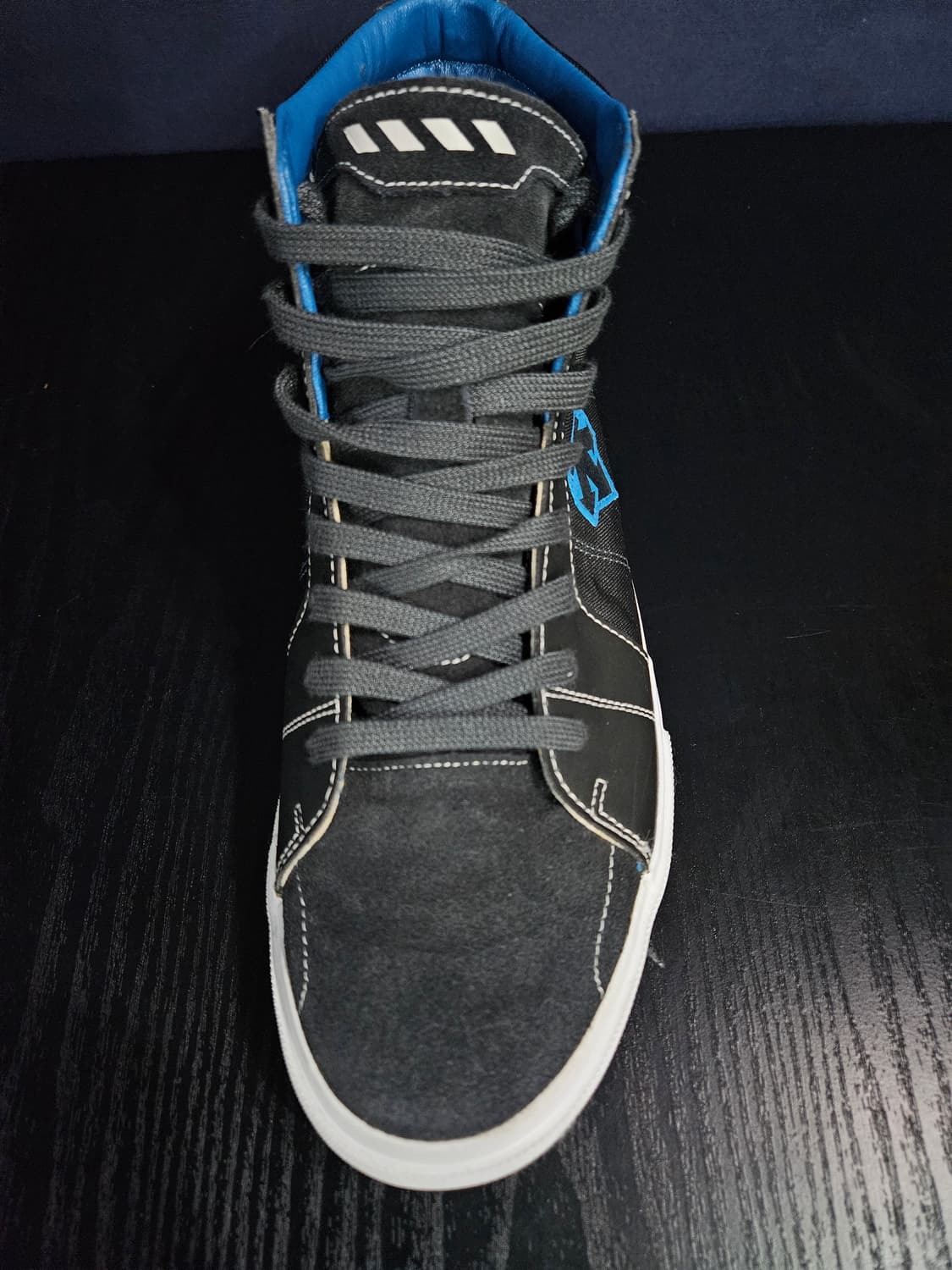 데상트 블랙컬러 남성 260 하이탑 스니커즈  상품이미지5