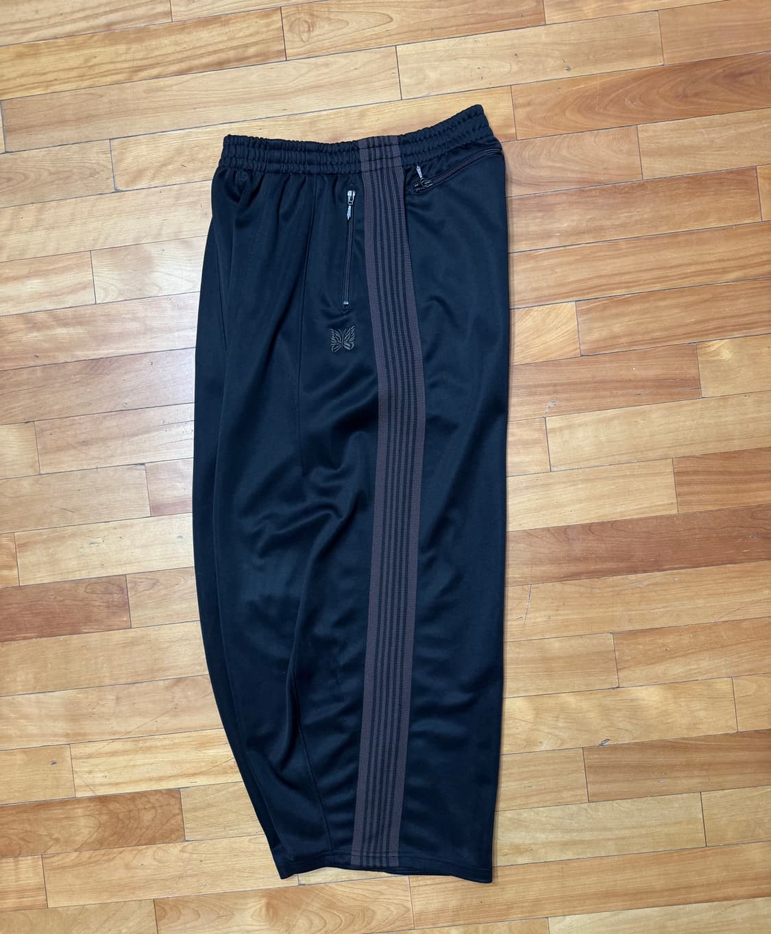 니들스 팩토리 H.D. 트랙 팬츠 폴리 스무스 블랙 상품이미지3