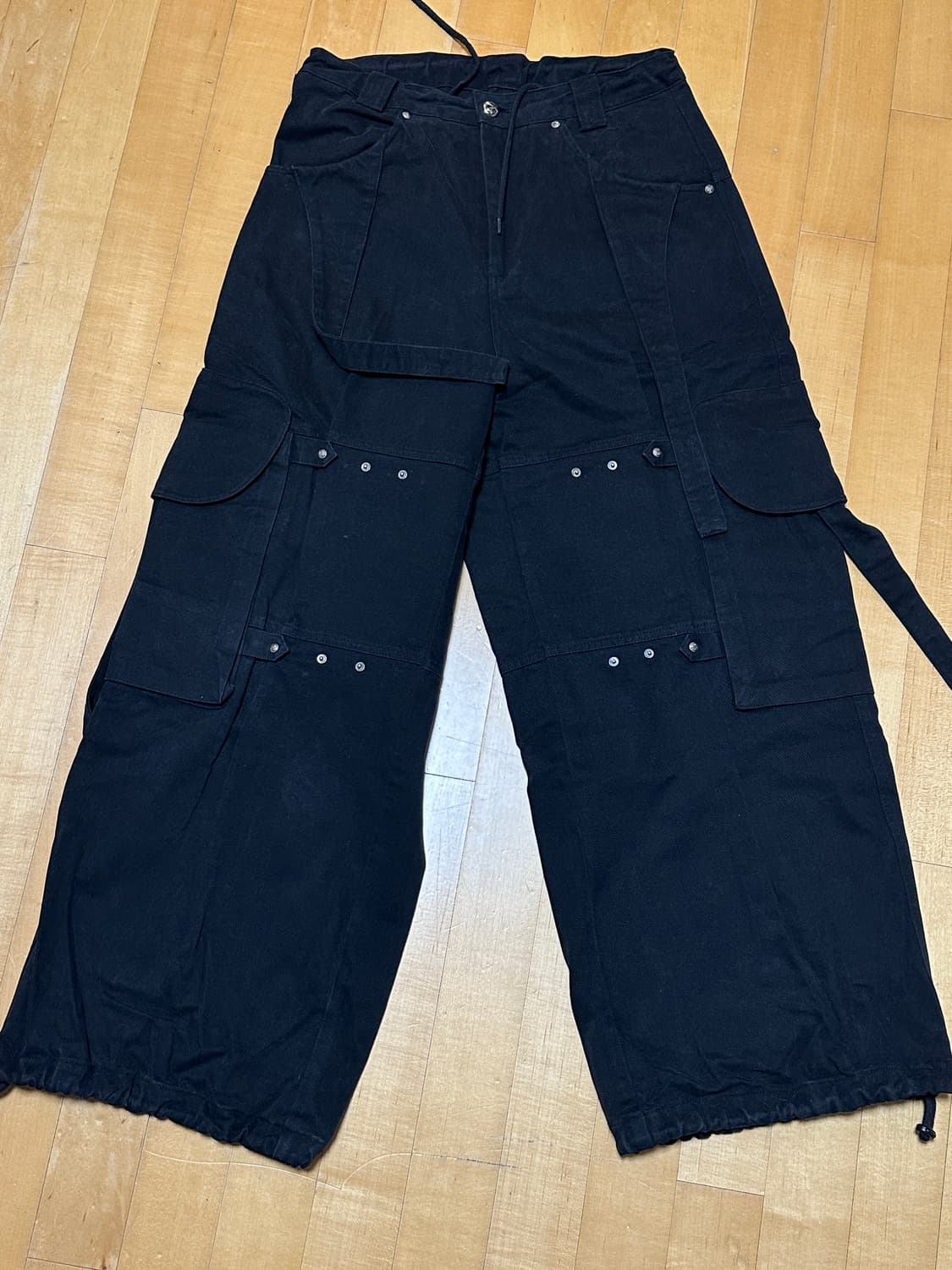 leey 엘이이와이 UTILITY SNAP WIDE CARGO PANTS 상품이미지4