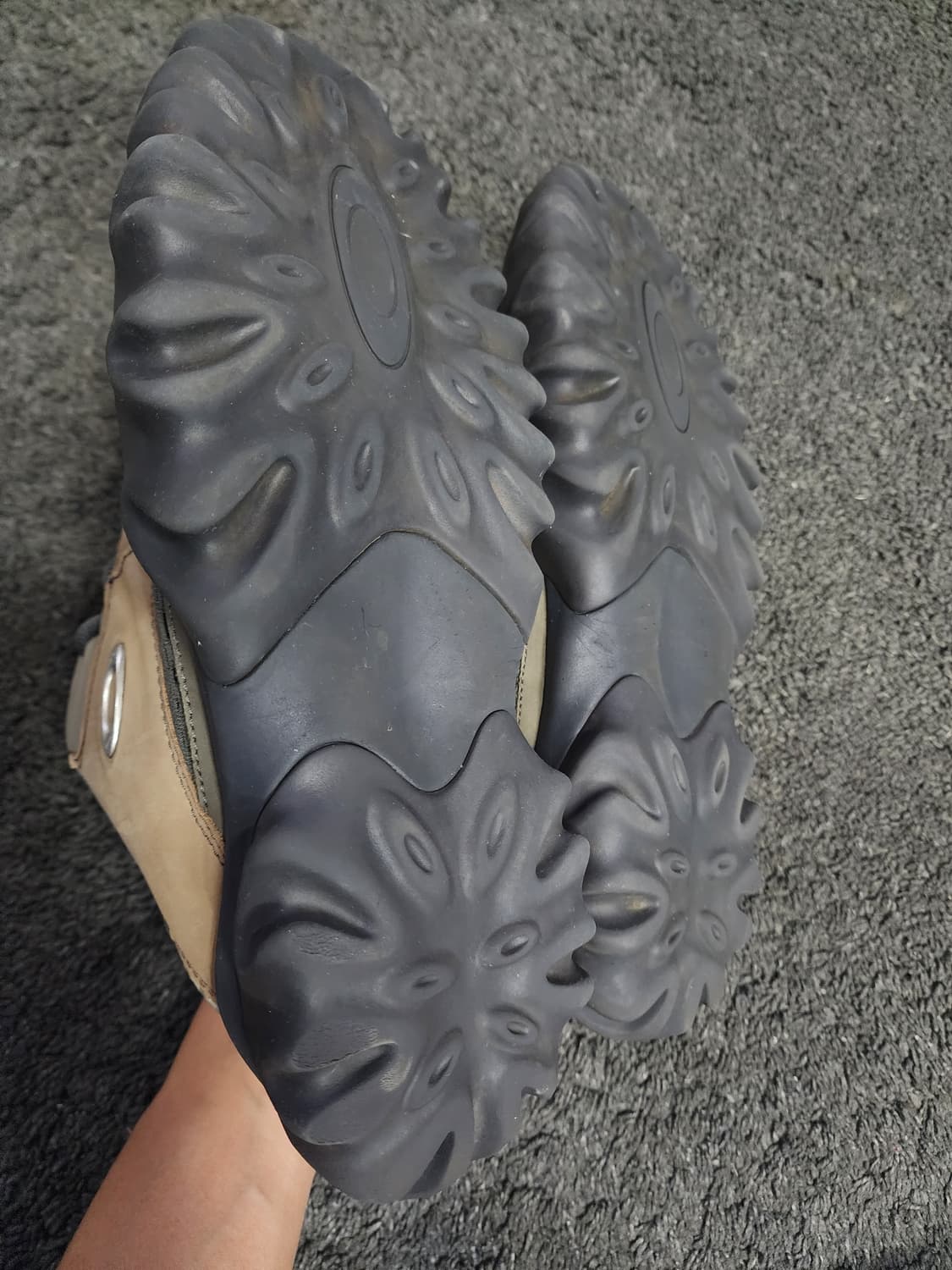 오클리 팩토리 팀 x 브레인 데드 찹 쏘우 모카 상품이미지9