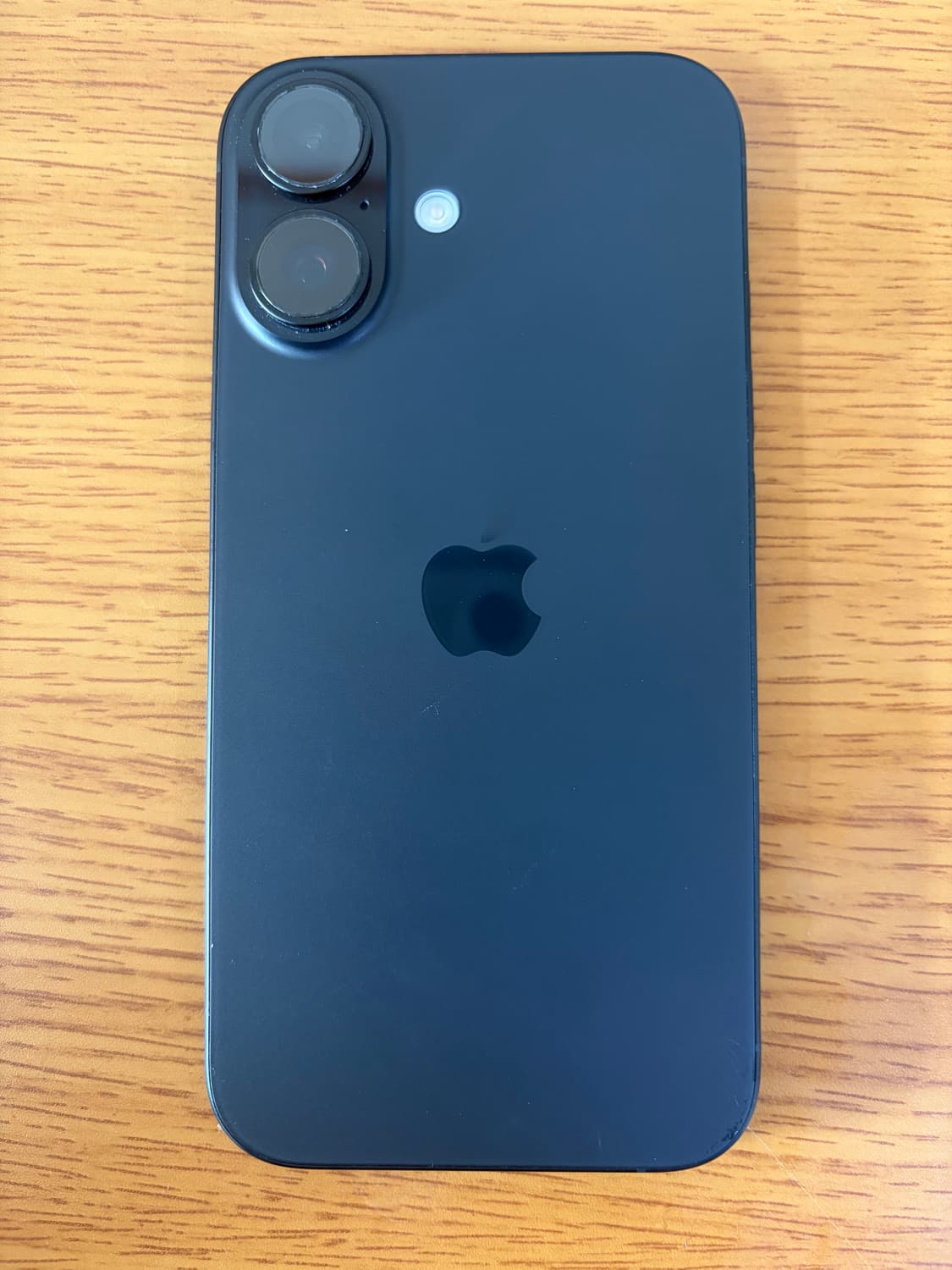 아이폰 16 블랙 128G 상품이미지3