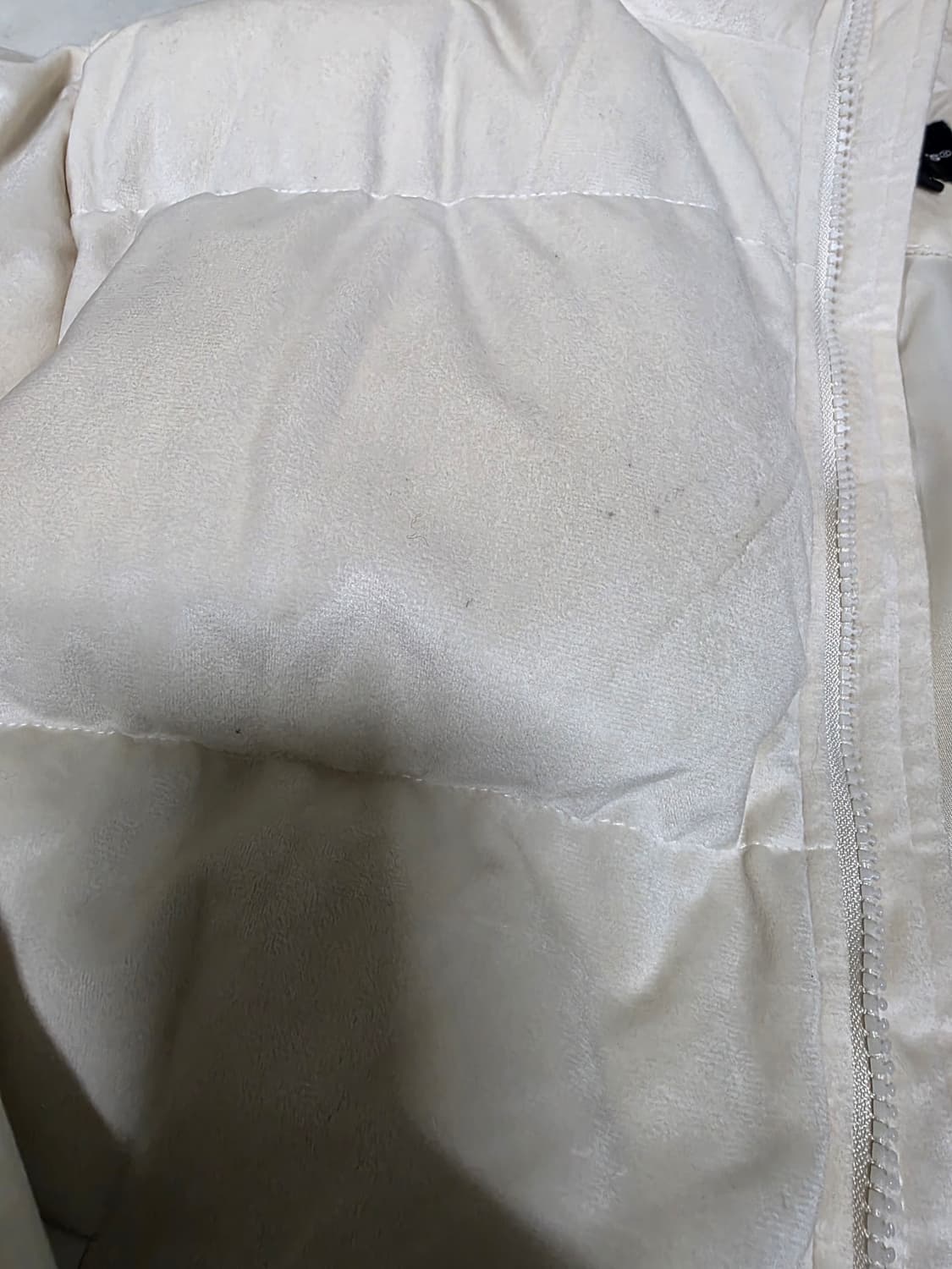 어반플레이어스 벨벳 패딩 아이보리 M사이즈 상품이미지6