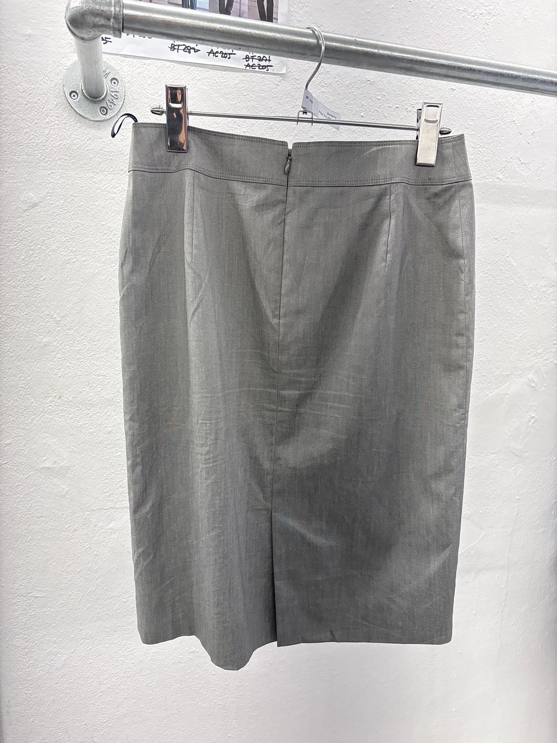 버버리 미니멀 미디 스커트 상품이미지2