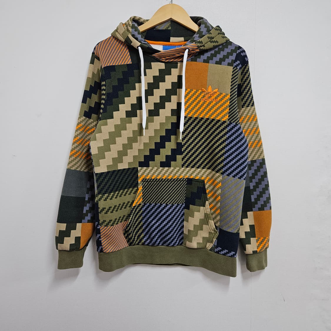 아디다스 패치워크 카키 기모 후드티 100 상품이미지2