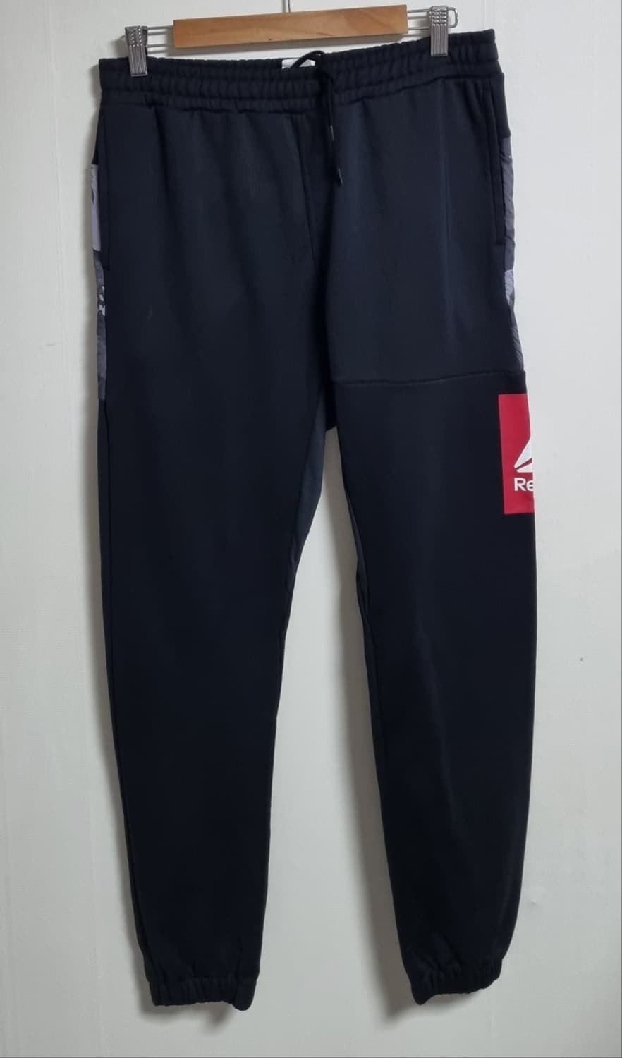 L (100) 리복 블랙 카모 조거팬츠 상품이미지1