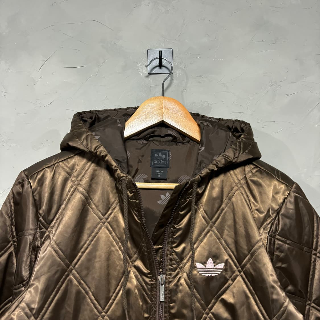 아디다스 파이어버드 경량 패딩 브라운 핑크 상품이미지2