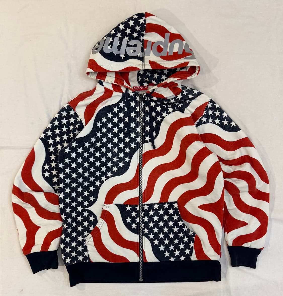 14FW 슈프림 성조기 리플렉티브 후드집업 상품이미지1
