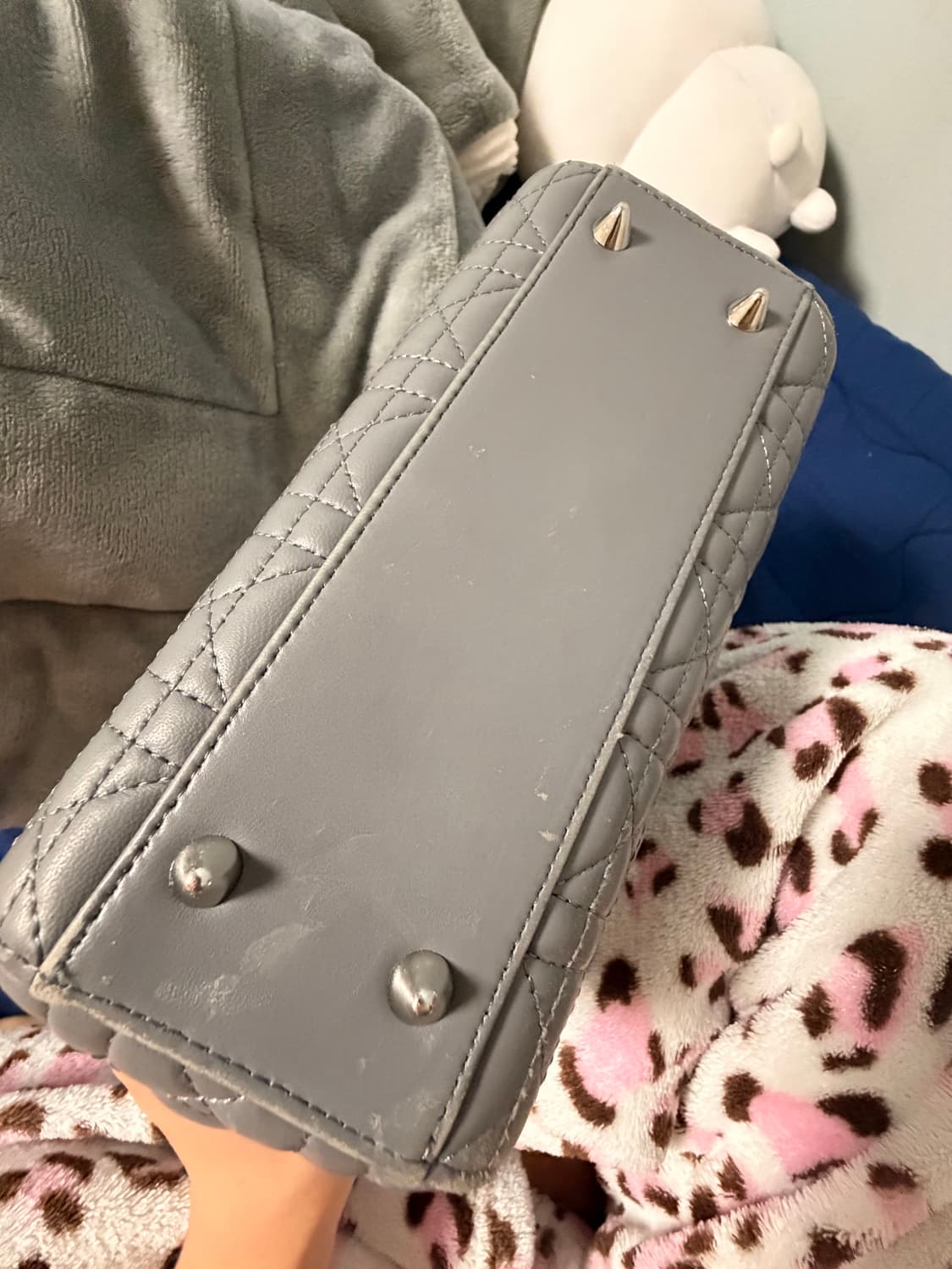 디올 레이디백 스몰 그레이 상품이미지4