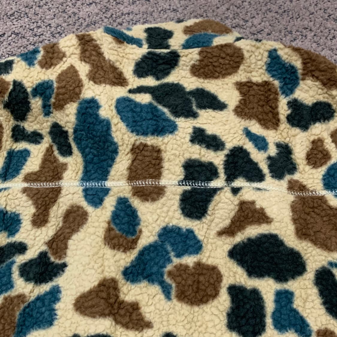 칼하트wip 카모 플리스 풀오버 (M) 상품이미지6