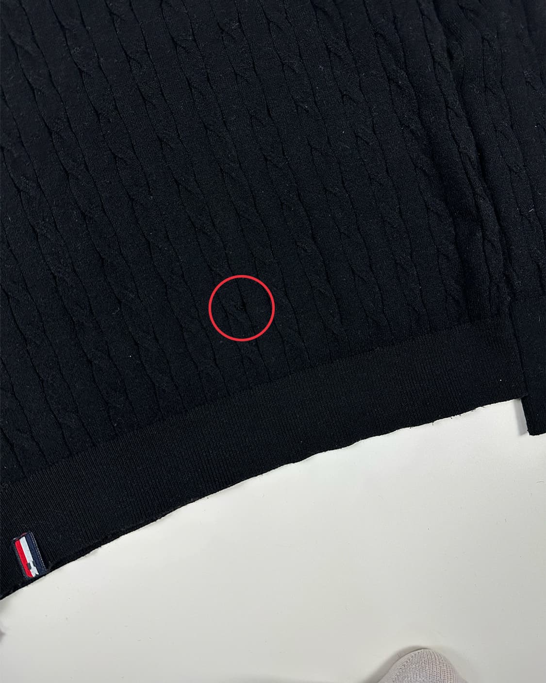 벤시몽 브이넥 케이블 니트 상품이미지3