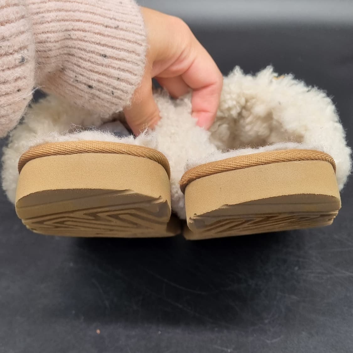 어그 ugg 슬리퍼220 상품이미지4