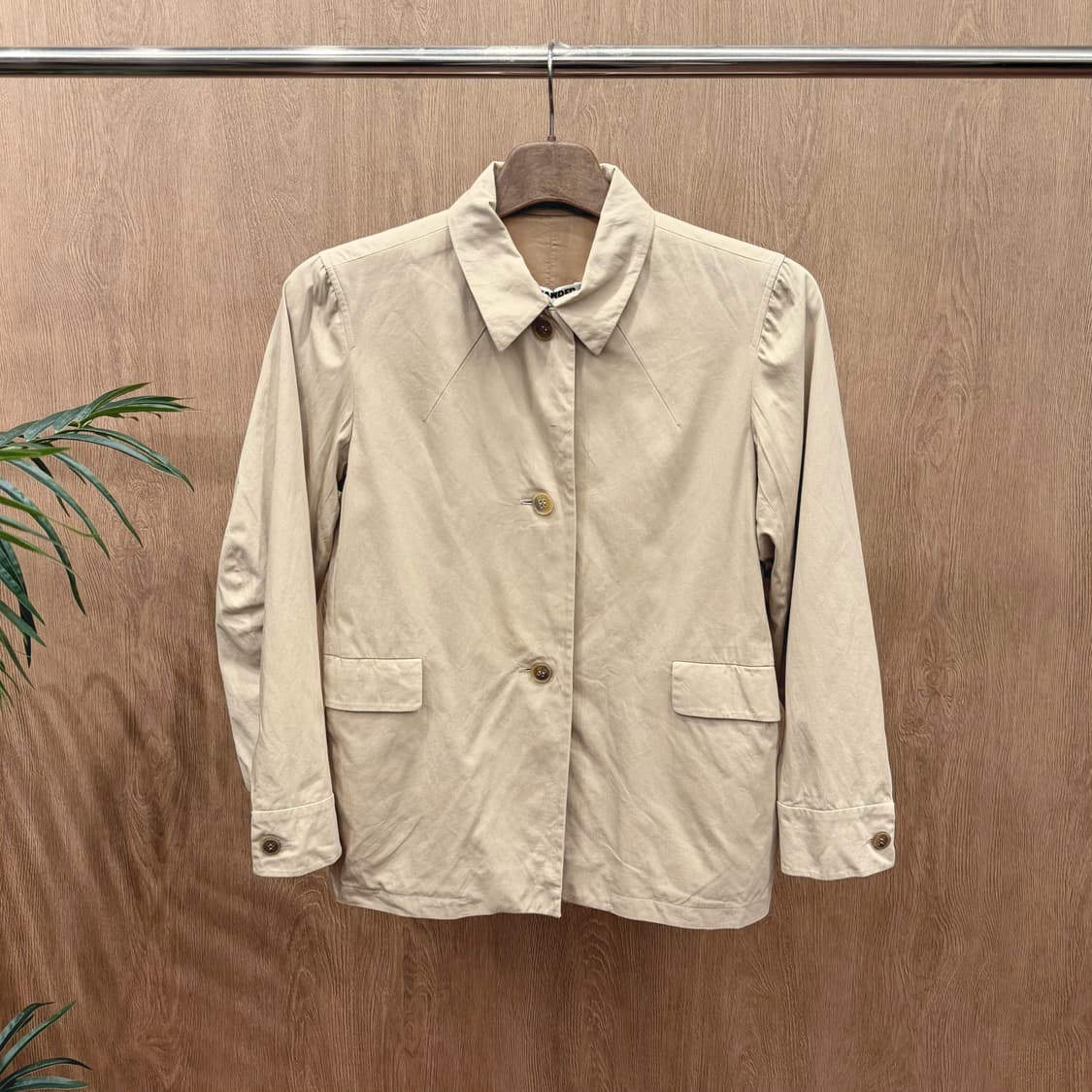 질샌더 테일러드 자켓 싱글 버튼업 플랩 포켓 디테일 레귤러핏 베이지 상품이미지1