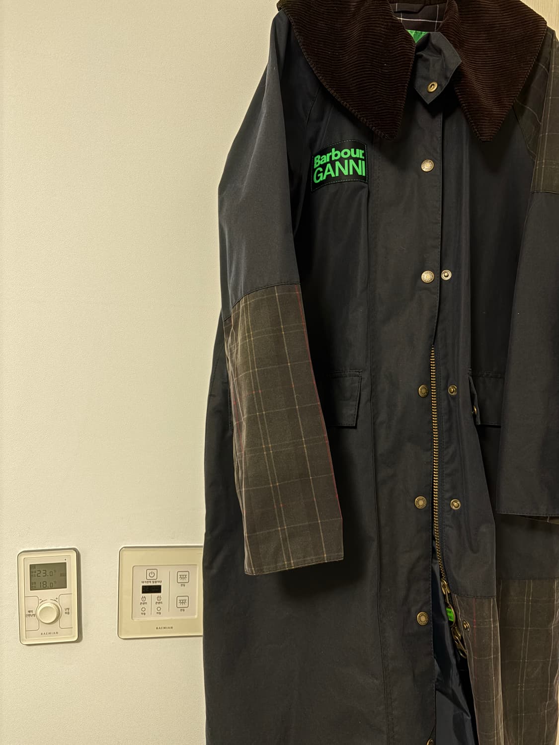 바버X가니 콜라보 왁스자켓 EU34 UK8 상품이미지4